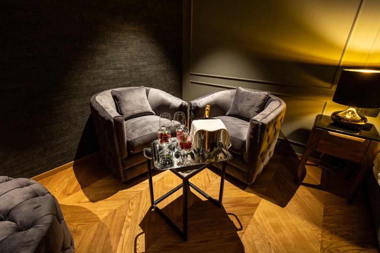 Dam Boutique Hotel & Restaurant โนวาโกริคา ภายนอก รูปภาพ